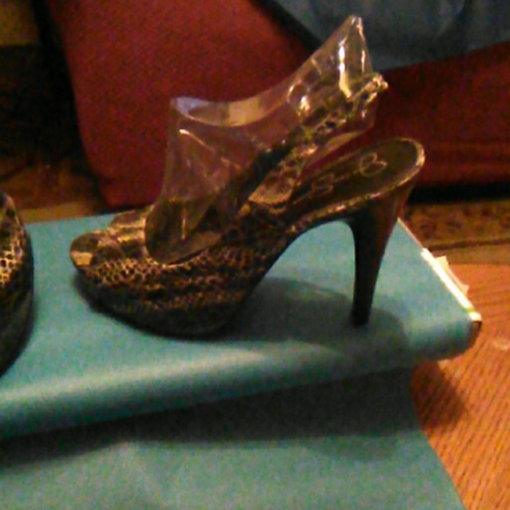 Ladies 5 inch heels